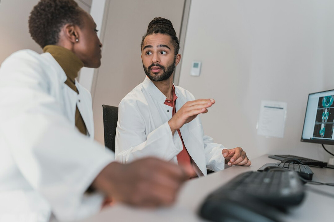 patient talking to doctor